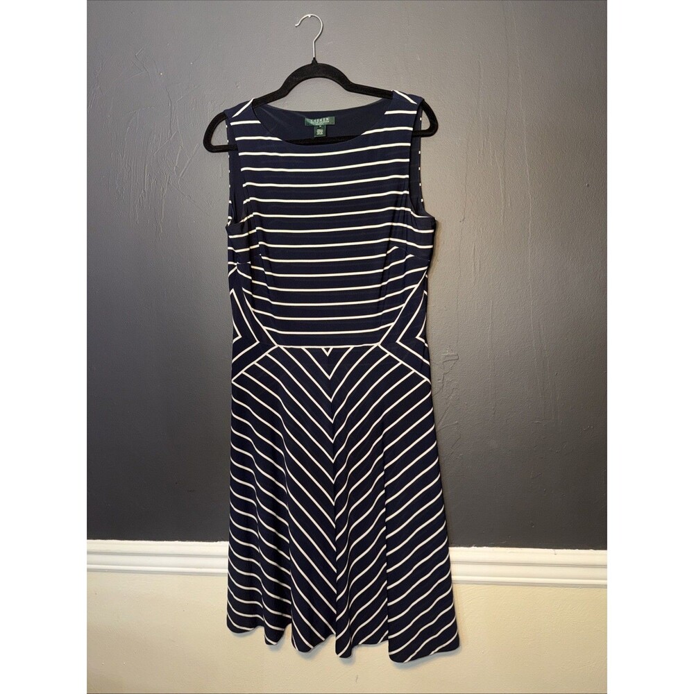 Lauren Ralph Lauren Dress Womens Size 14 Navy & White Striped Chevron Nautical